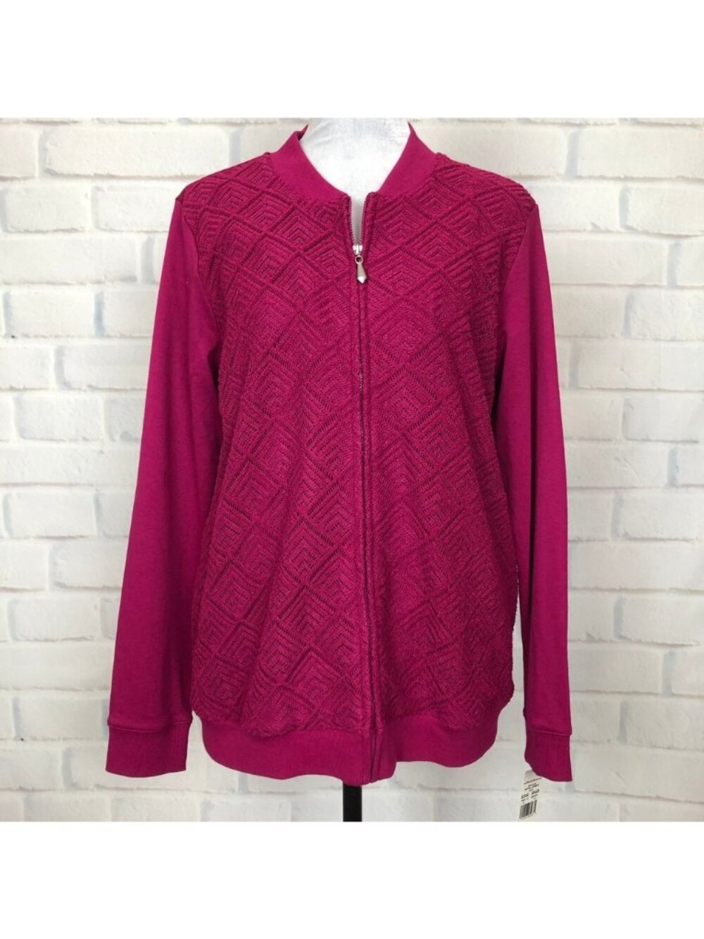 NWT Alfred Dunner Magenta Knit Zip Jacket Size 8 Crochet Lace Front